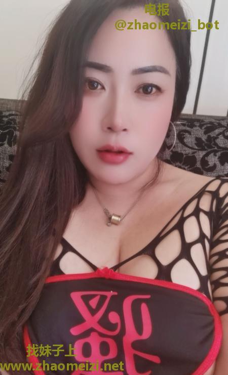 西青巨乳E杯熟女