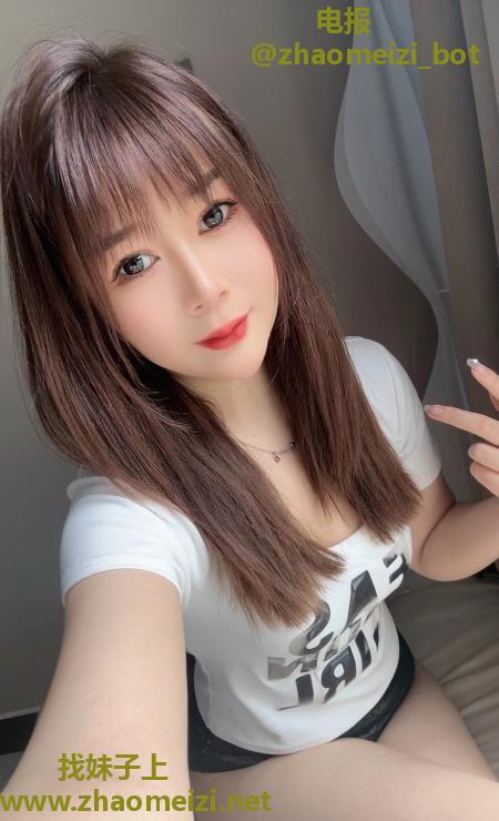 甜美迷妹小雅