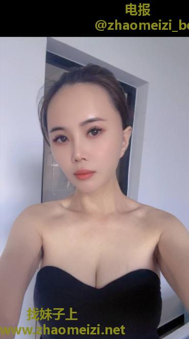 汉阳气质巨乳少妇