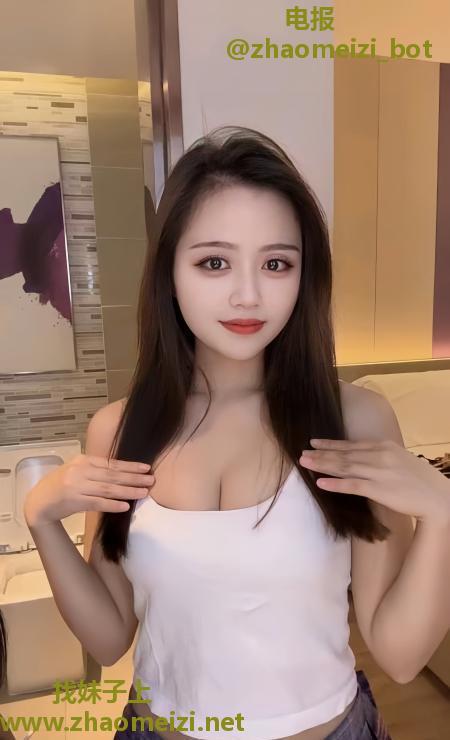 巨乳翘臀小曦