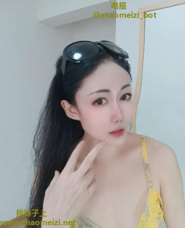 服务热情骚少妇