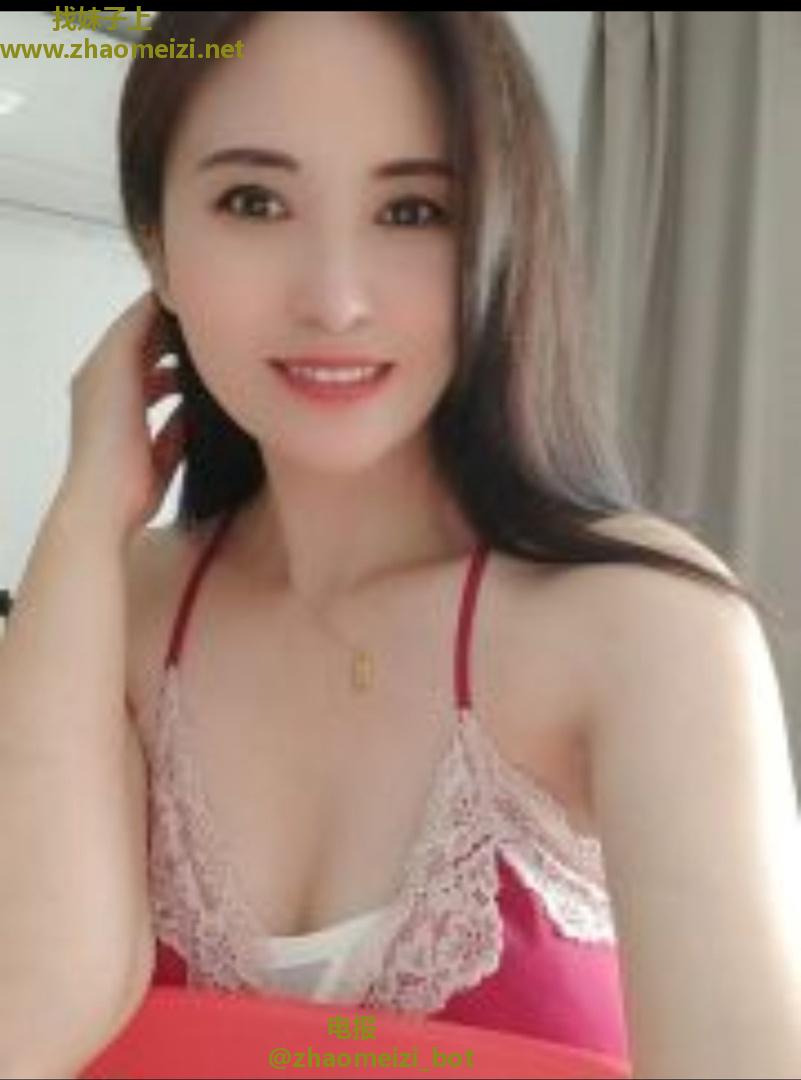 宝山优雅美少妇