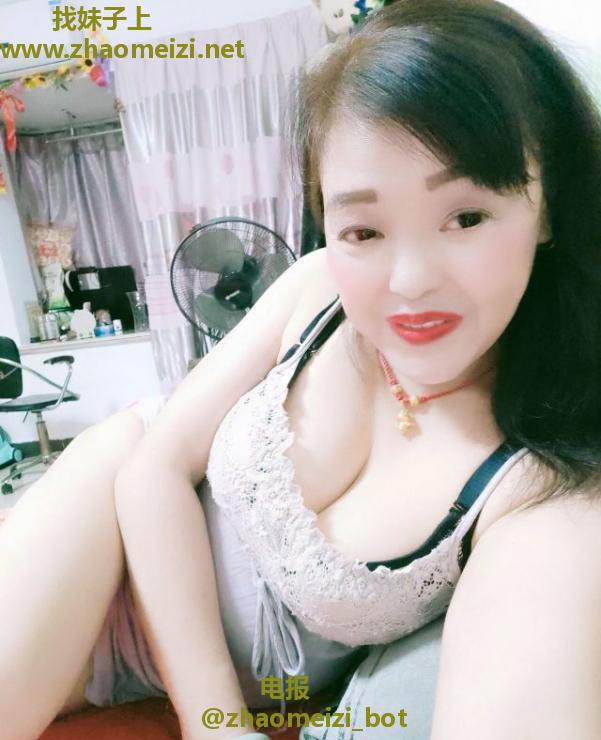 SM大胸泻火少妇