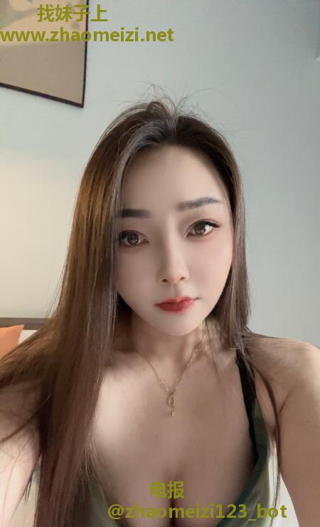 延平门美艳身材好