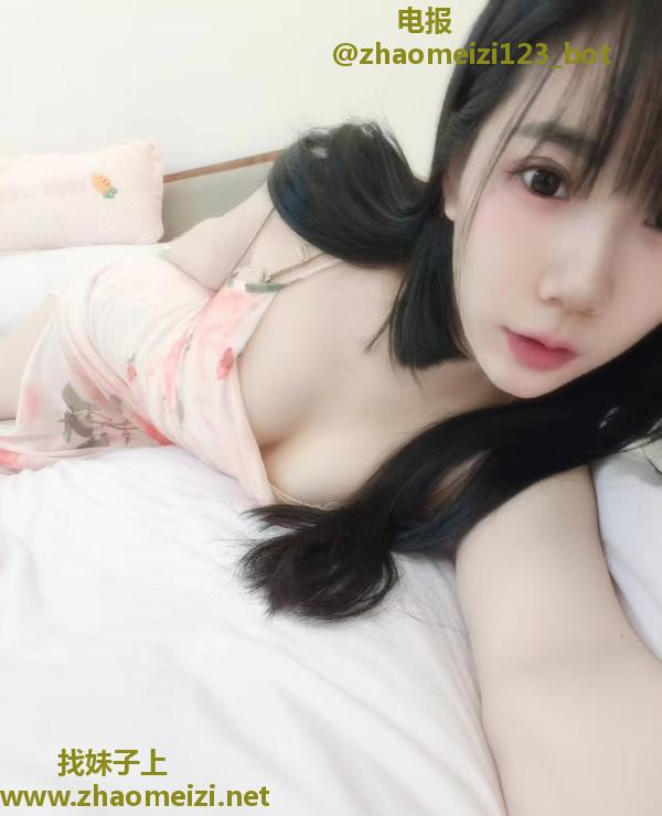 大个小美女