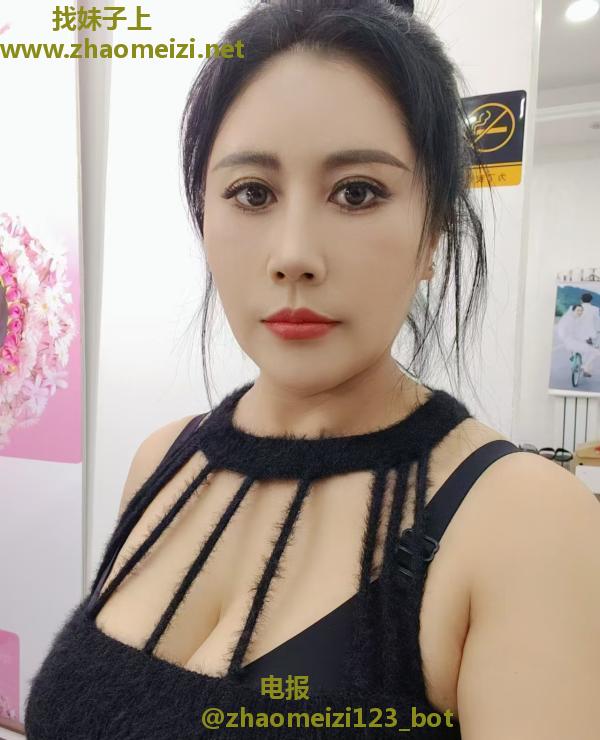 黑丝长腿榨汁姬
