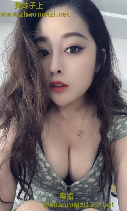 丰满小御姐