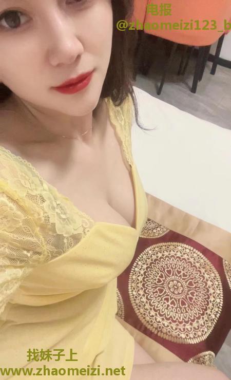 蜀山性感小少妇果果
