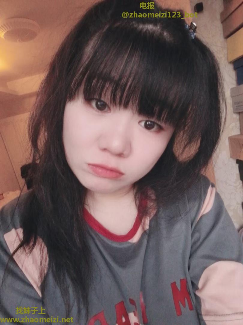 丰满小姐姐