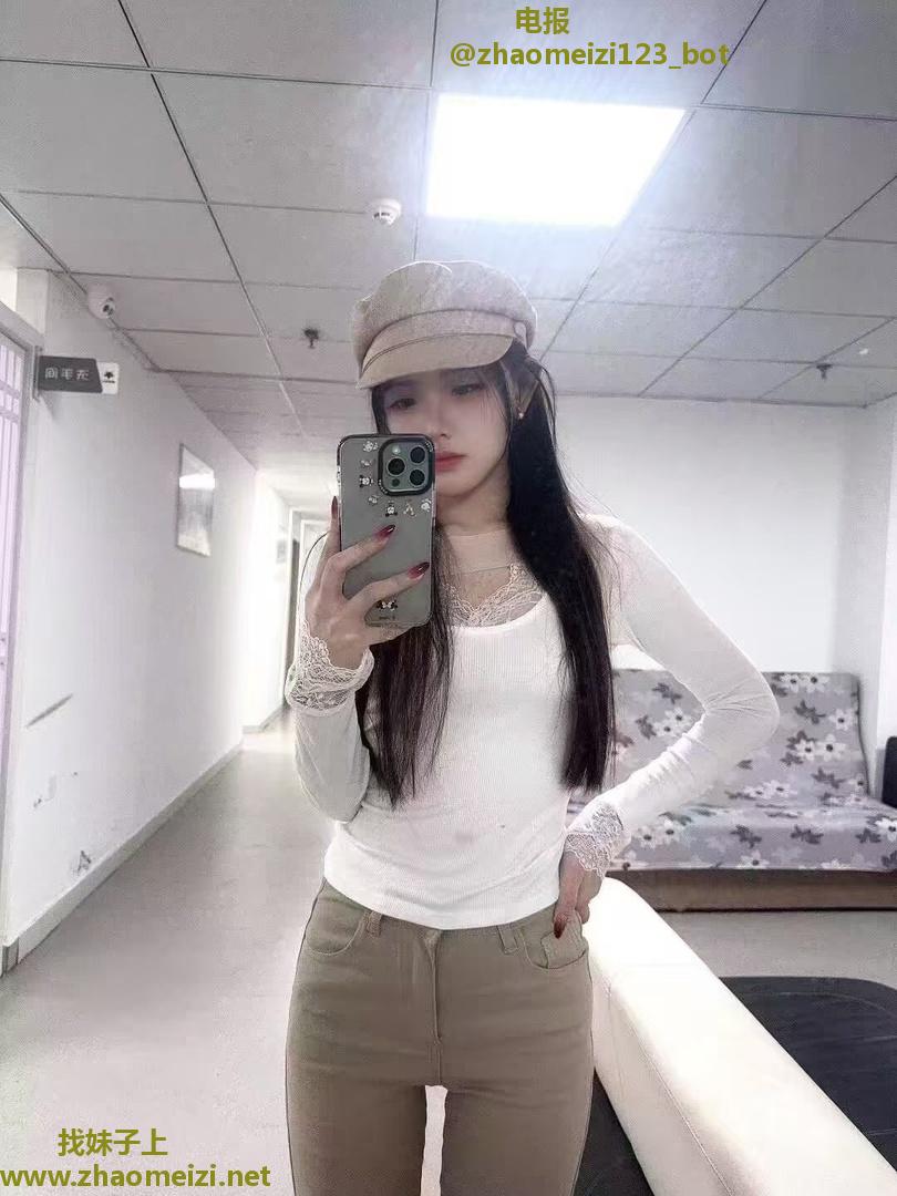 普陀高颜值妹子露露