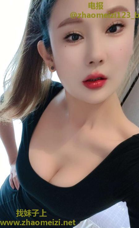 昆山丰满大胸御姐