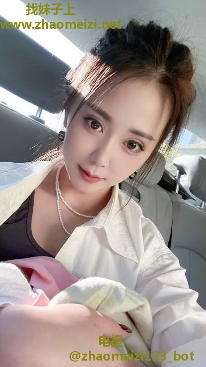 特色深喉少妇瑶瑶