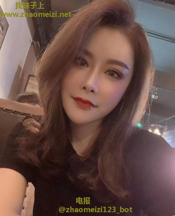 出击一字马
