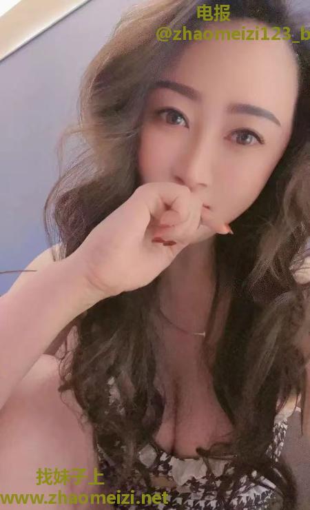 东北大胸妹