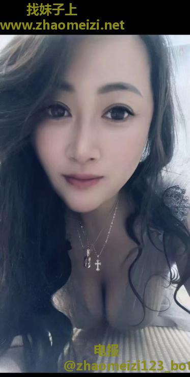 东北大胸妹