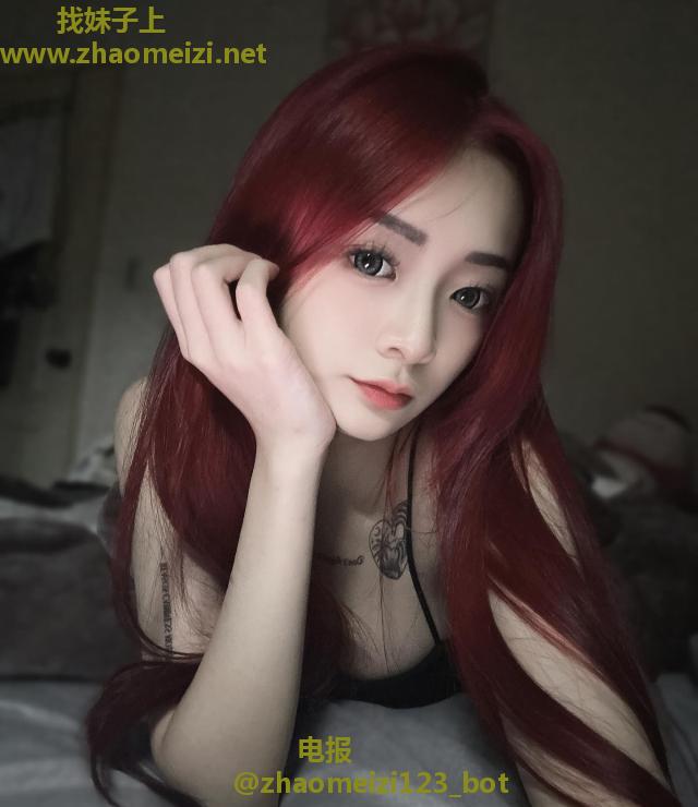 美甲小姐姐