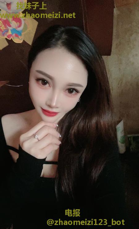 南方风韵犹存美乳娘