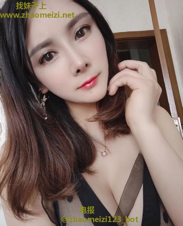 蜀异域大胸柠檬
