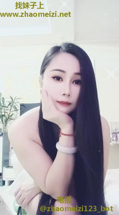 风情万种的小少妇