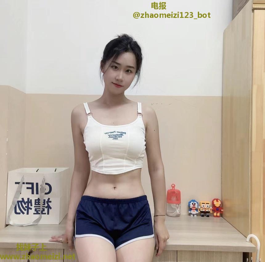 闵行天然白虎巨乳