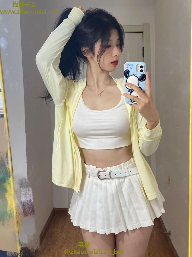舌吻莞式少女