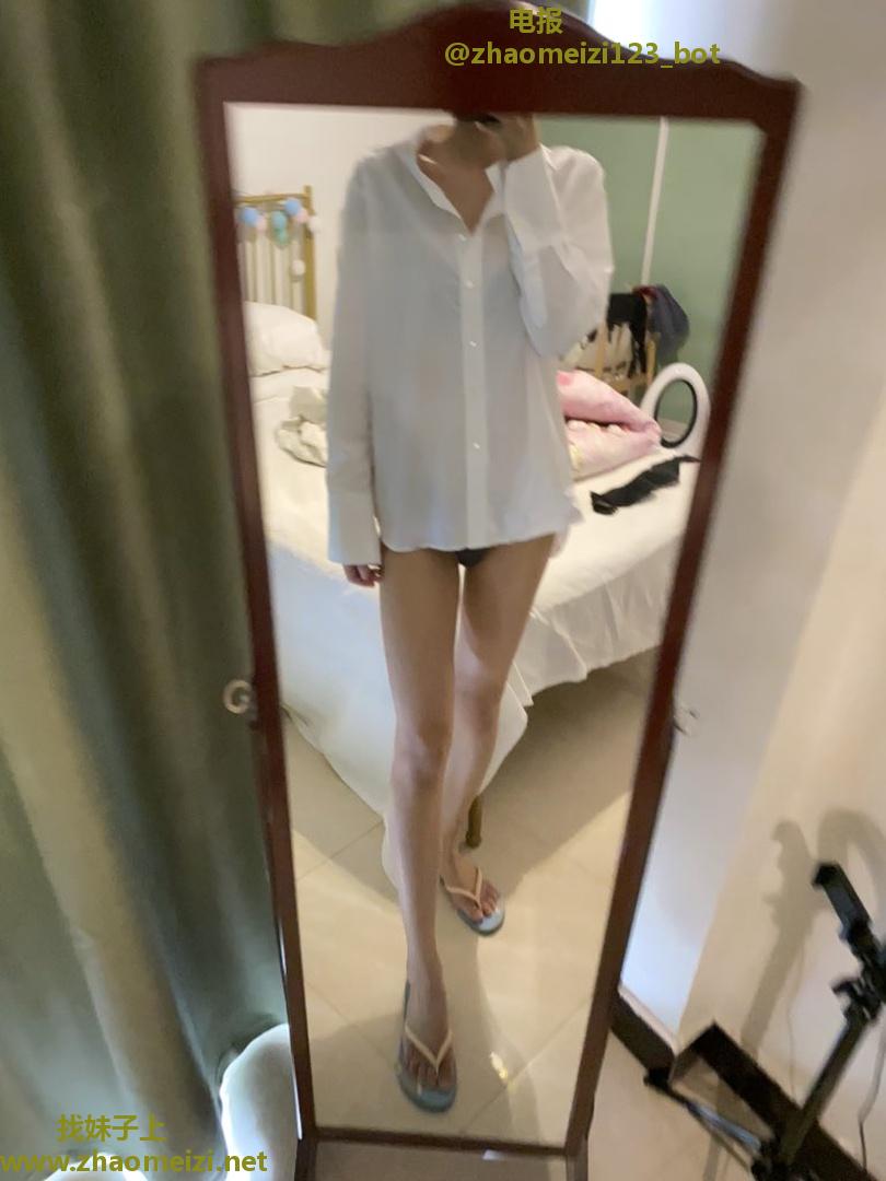 极品美鲍骚穴御姐