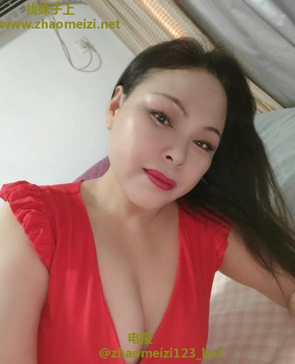 大胸熟女