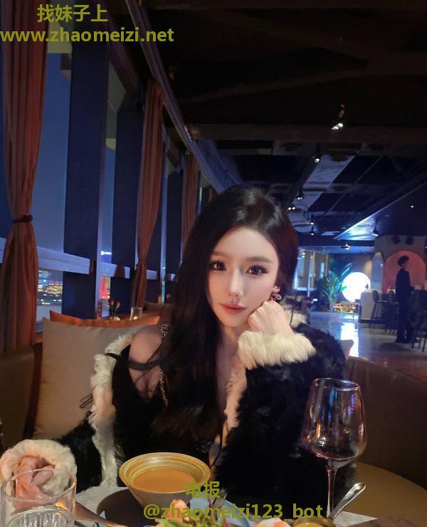 风情妩媚颜值御姐
