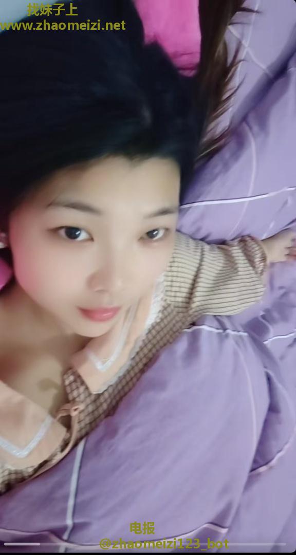 丰满长腿服务型雪儿