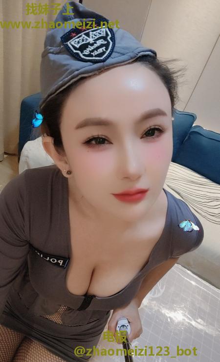 昆山大奶性感美女