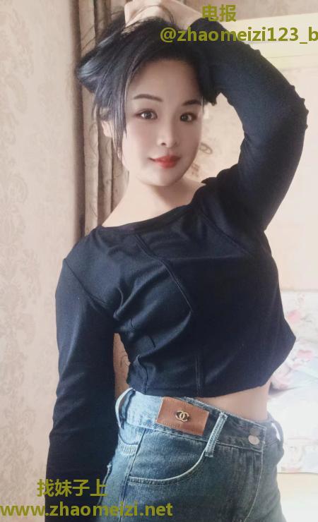 大乳微胖妹