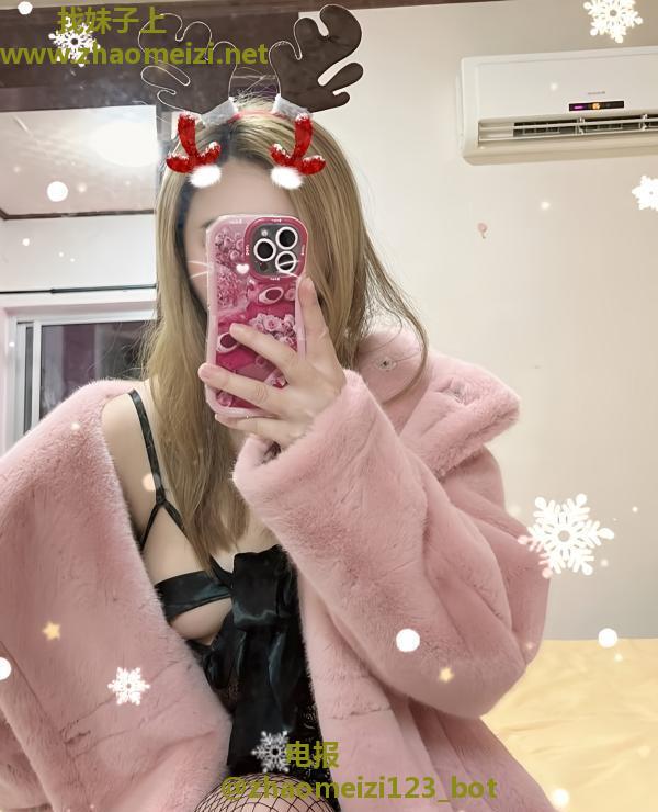 情趣诱惑骚女燕子