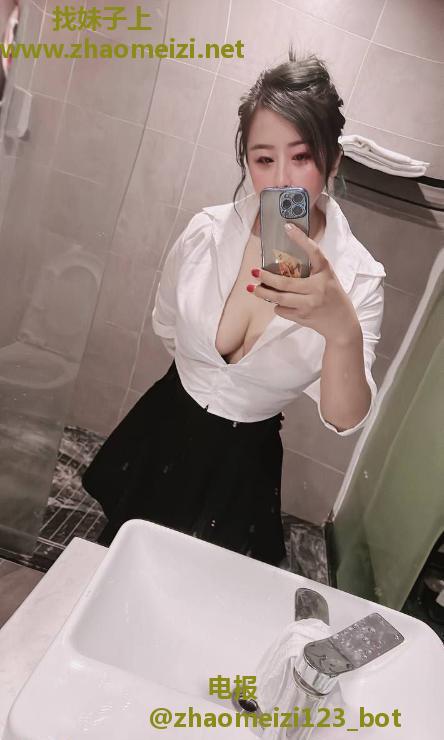 洪山大奶老师