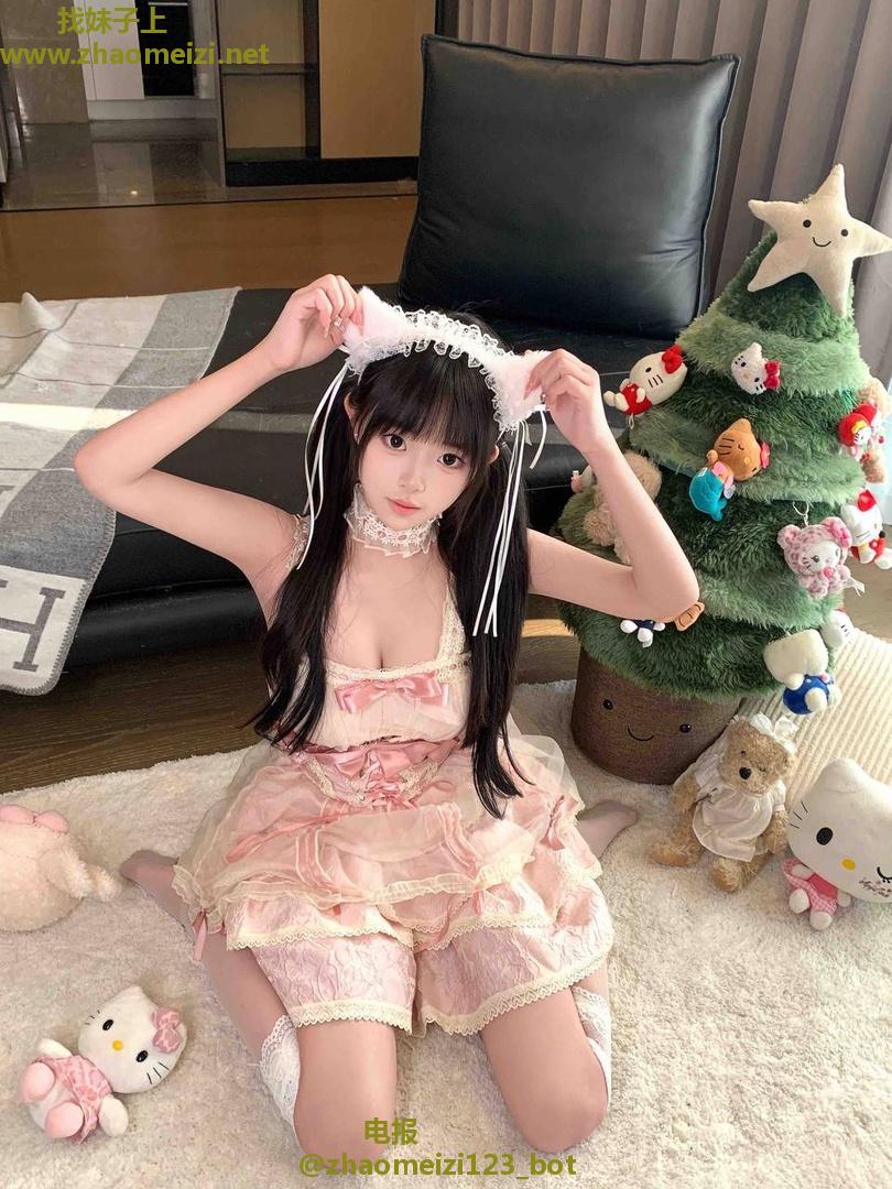 长安白嫩大胸萝莉小妹