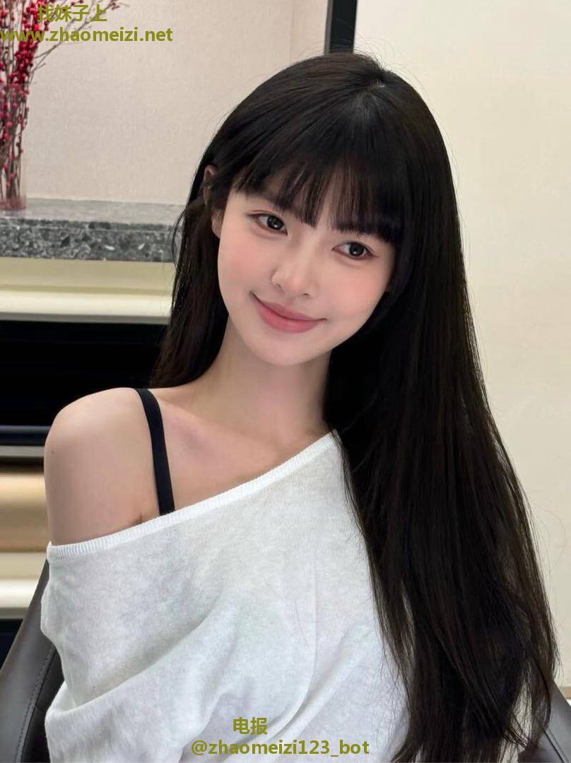 静安长发嫩穴白皙姐姐