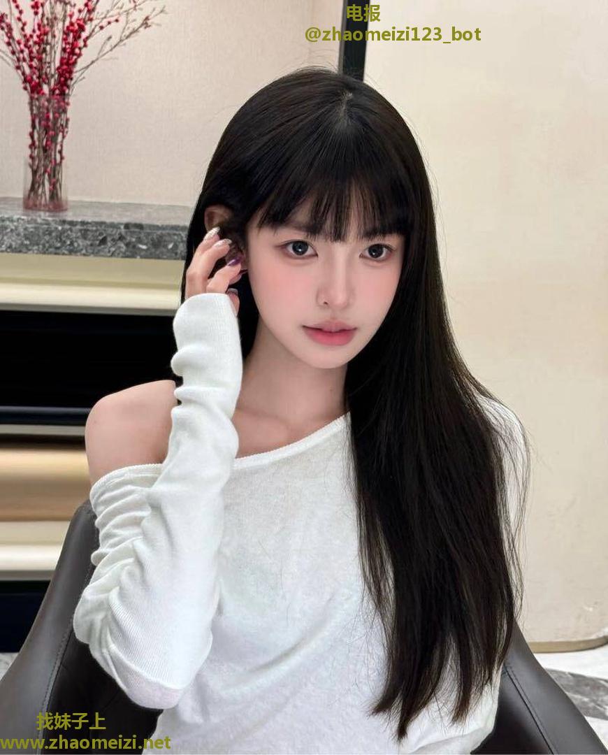 静安长发嫩穴白皙姐姐