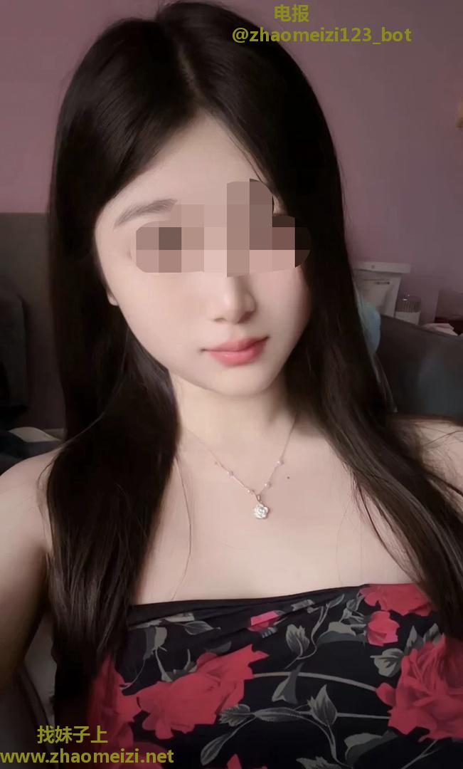 丰满紧致兼职小姐姐