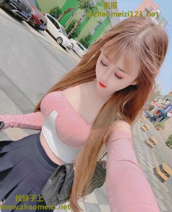 酥胸美腿甜妹纸