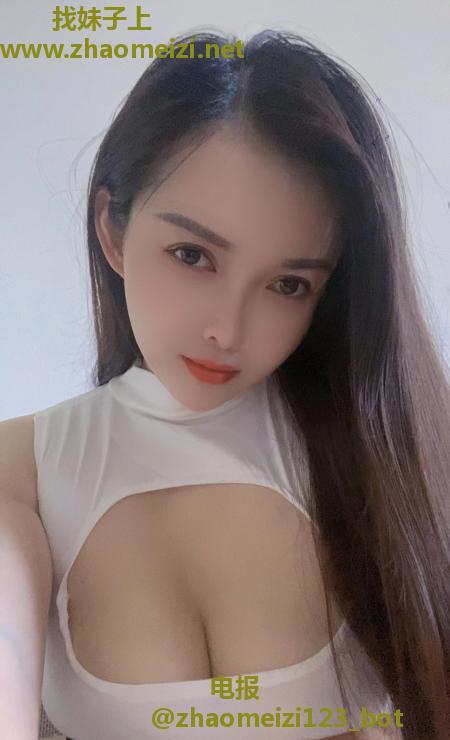二刷妩媚大胸美娜