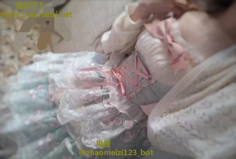 体验多面小少妇