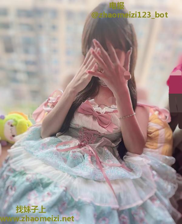 体验多面小少妇