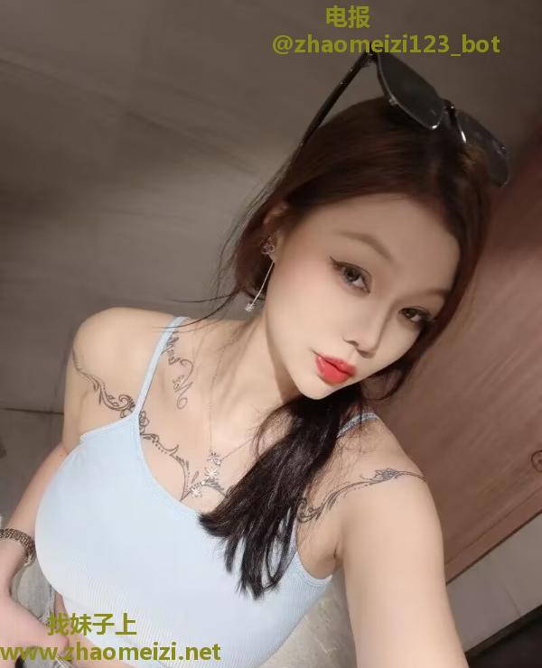 气质优雅大胸朵朵