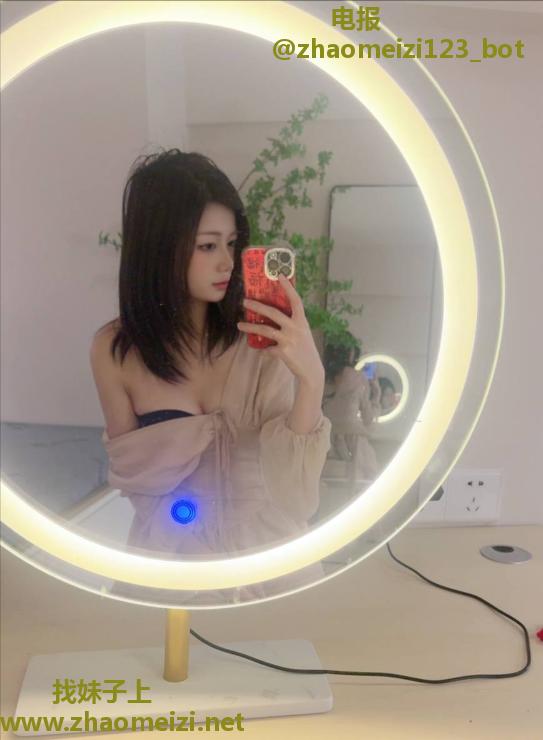 金水性感妹夏冰