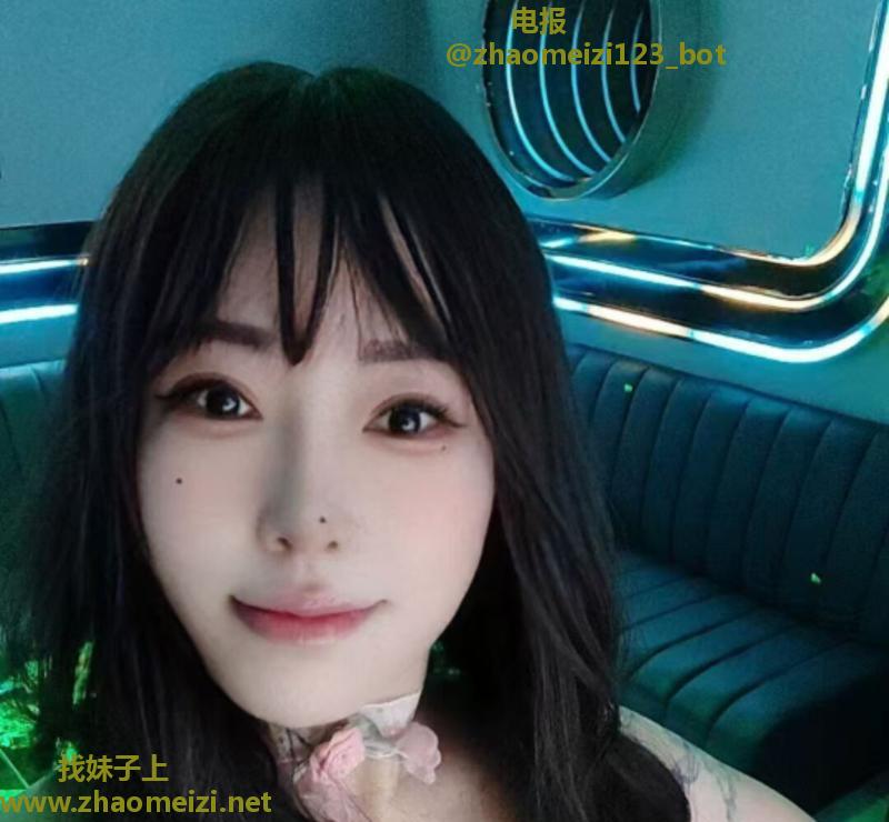 红岭北大胸东北姐姐