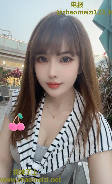 女友诗诗老师
