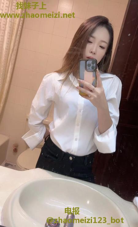 天河苗条妹夏璐