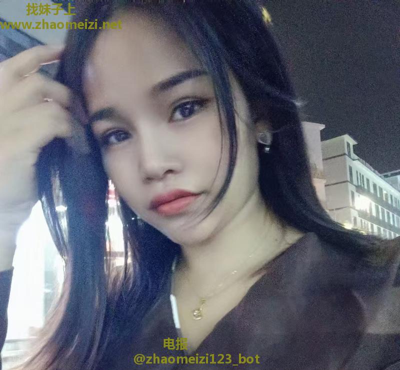 西乡巨乳肥臀大屁股