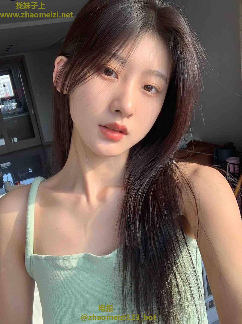 可爱反差萌妹子