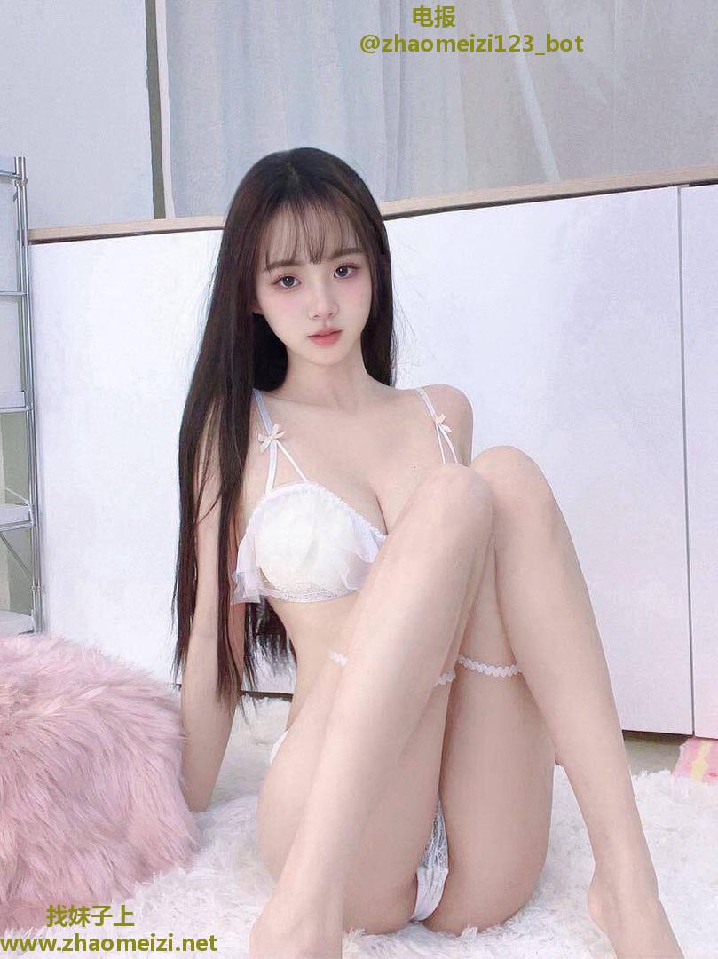 白嫩馒头穴嫩妹兼职