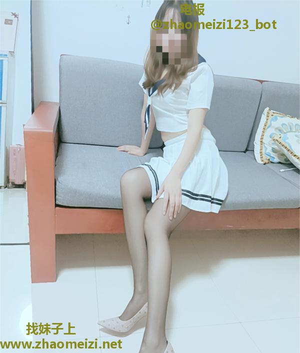 政务美腿中项安琪